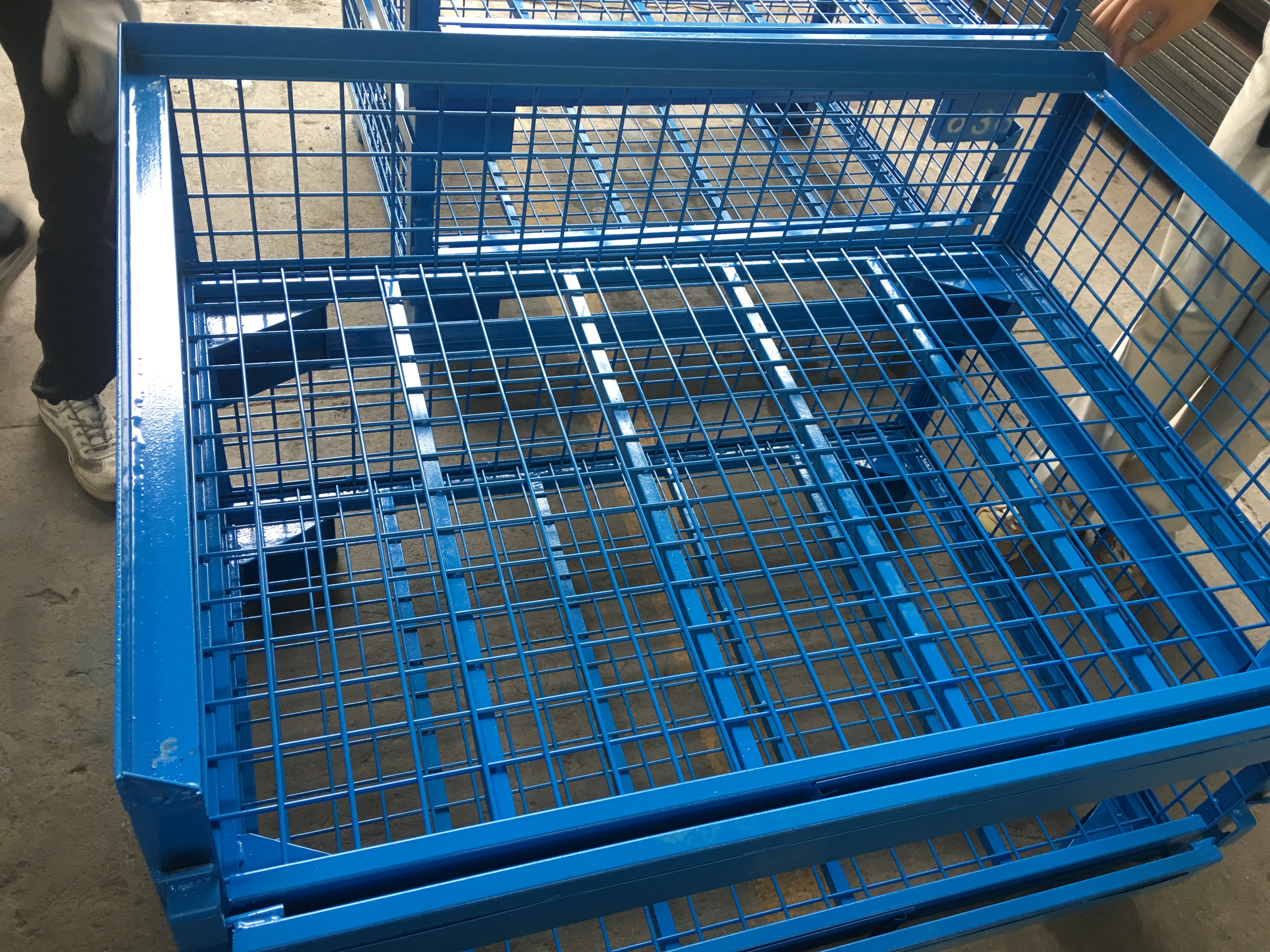 無(wú)錫鋼制料箱,無(wú)錫網(wǎng)格折疊料箱,無(wú)錫鋼制網(wǎng)格折疊料箱