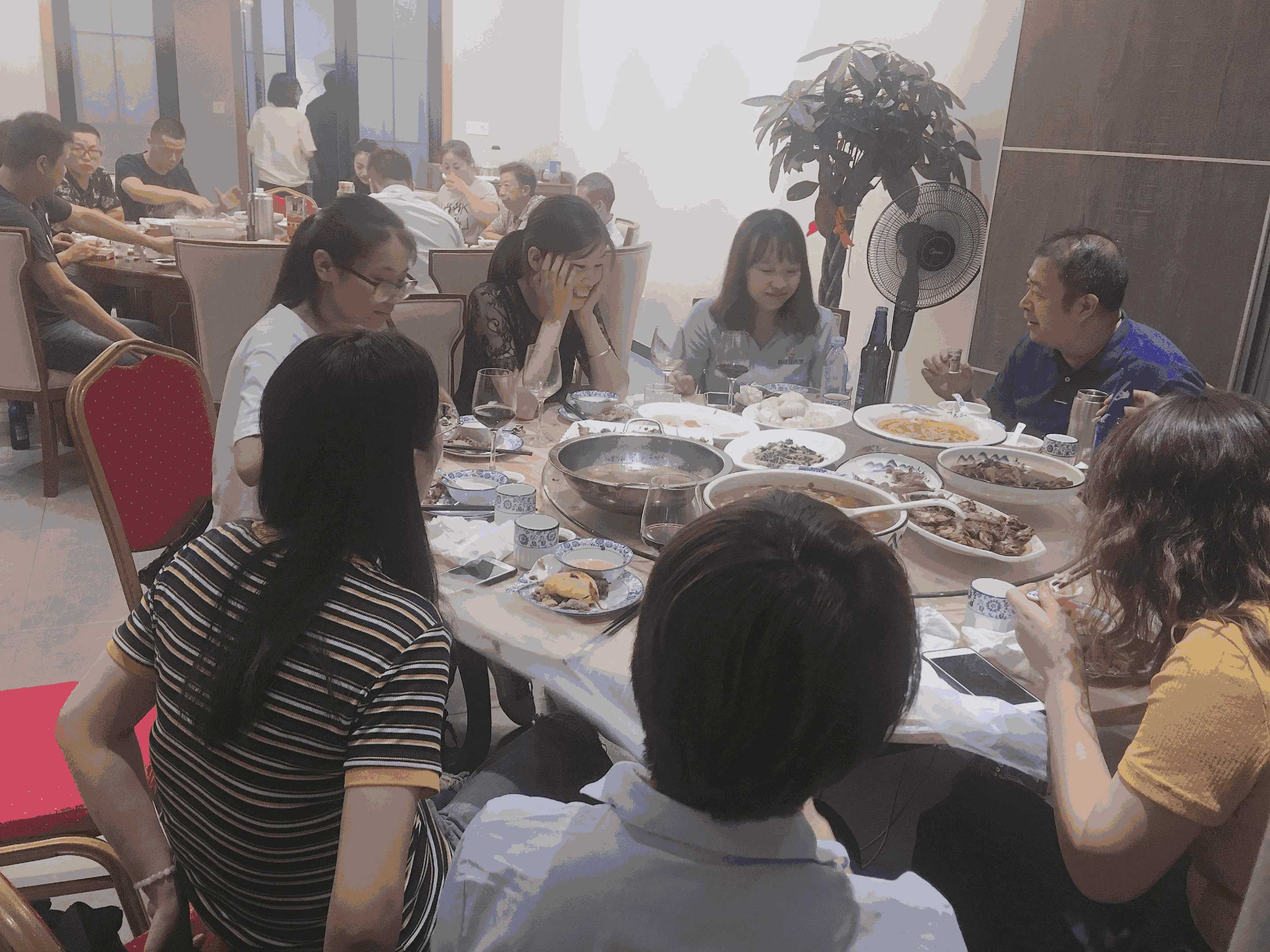 吃飯,公司聚餐,員工聚會