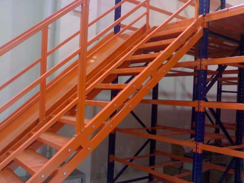 無錫倉(cāng)儲(chǔ)閣樓貨架貨架怎么安裝,無錫閣樓貨架的使用范圍與特點(diǎn),賽維亞貨架廠家