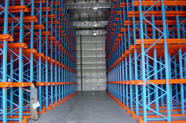 無錫倉庫貨架防撞設計圖,無錫倉庫貨架報價為什么差別很大,賽維亞貨架廠家