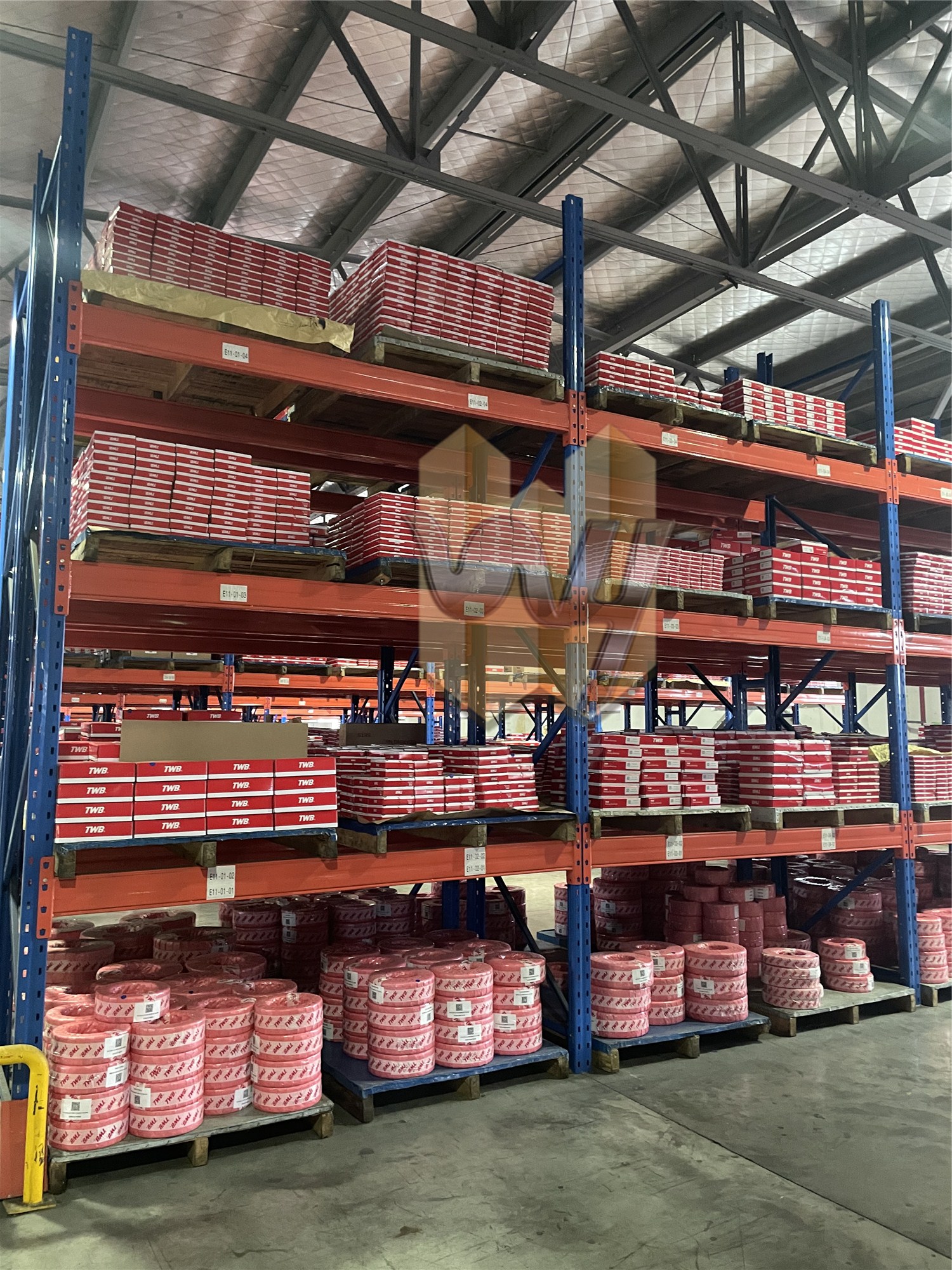 重型橫梁式貨架,橫梁式重型貨架廠,賽維亞貨架廠家