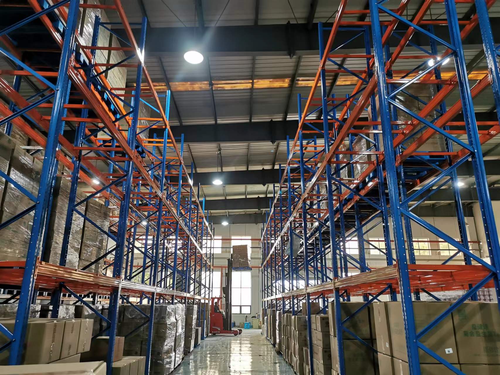 橫梁貨架,重型橫梁貨架,橫梁貨架生產廠家 橫梁貨架,重型橫梁貨架,橫梁貨架生產廠家